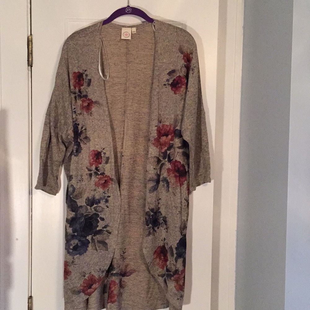 Long open-sweater